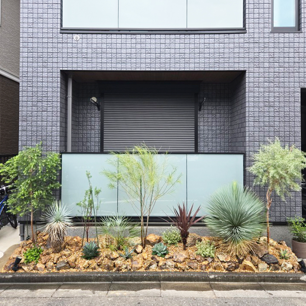 定番とは違ったオリジナリティの高いドライガーデンに