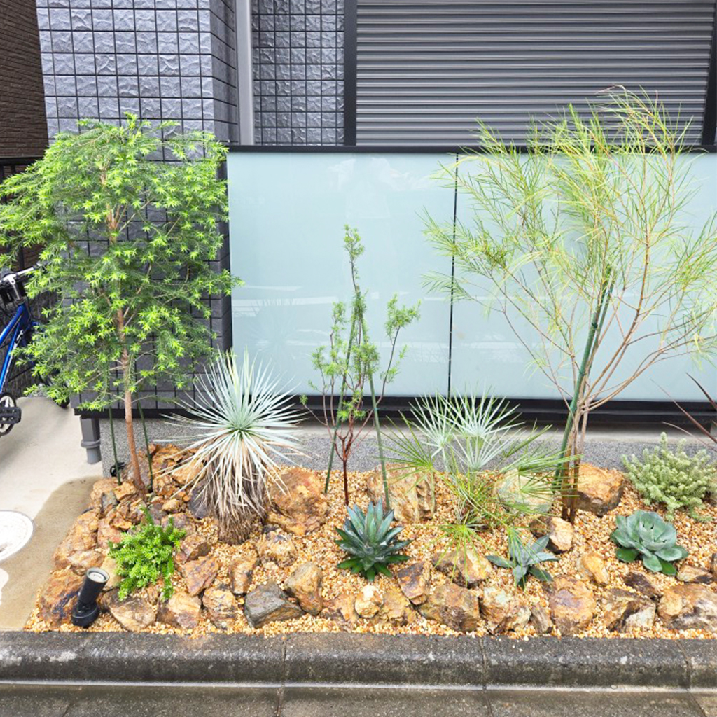 定番とは違ったオリジナリティの高いドライガーデンに